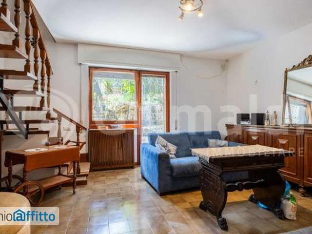 Appartamento in affitto a Mostacciano, Roma Capitale