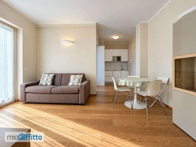 Appartamento in affitto a De Angeli - Monte Rosa, Milano
