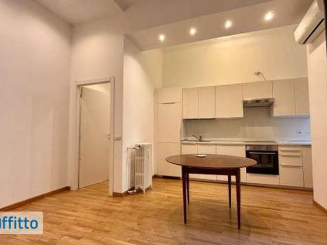 Appartamento in affitto a Municipio 8 di Milano, Milano