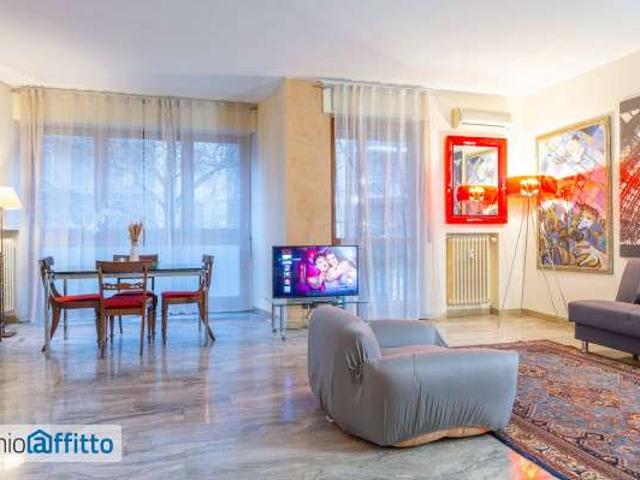 Appartamento in affitto a Municipio 7, Milano