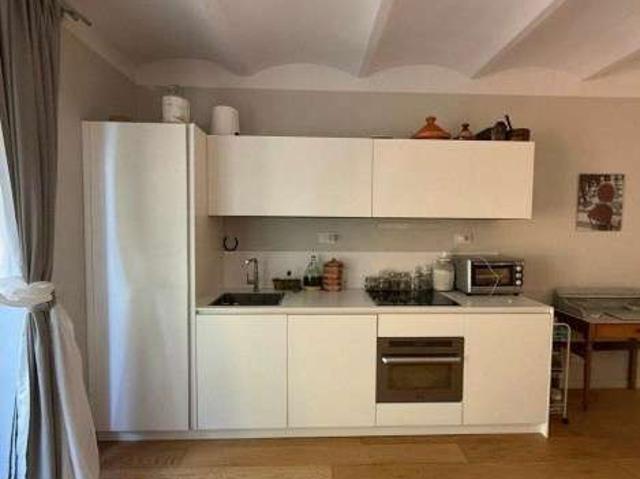 Appartamento in affitto a Unione di Comuni Valdarno e Valdisieve, Fiesole
