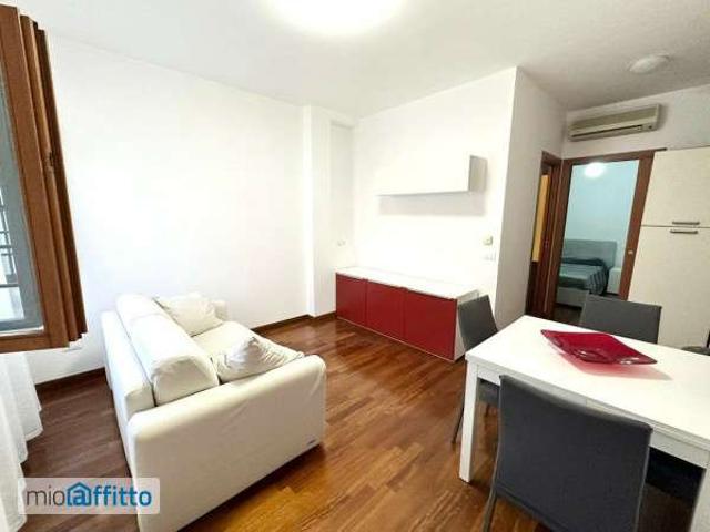 Appartamento in affitto a Municipio Roma XV, Roma Capitale