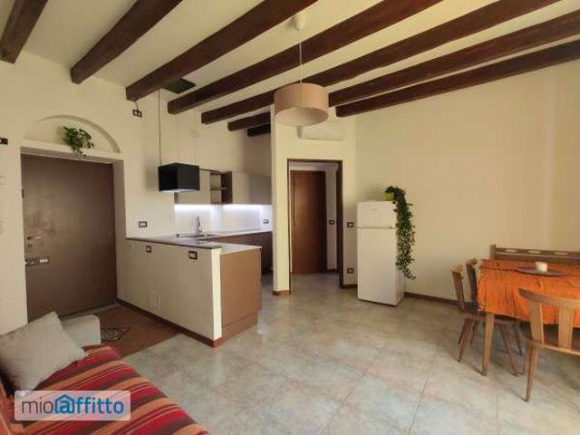 Appartamento in affitto a Municipio 4, Milano