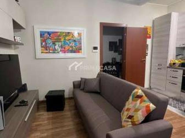 Appartamento in affitto a Municipio 4, Milano