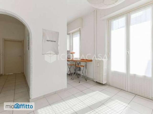 Appartamento in affitto a Municipio 4, Milano