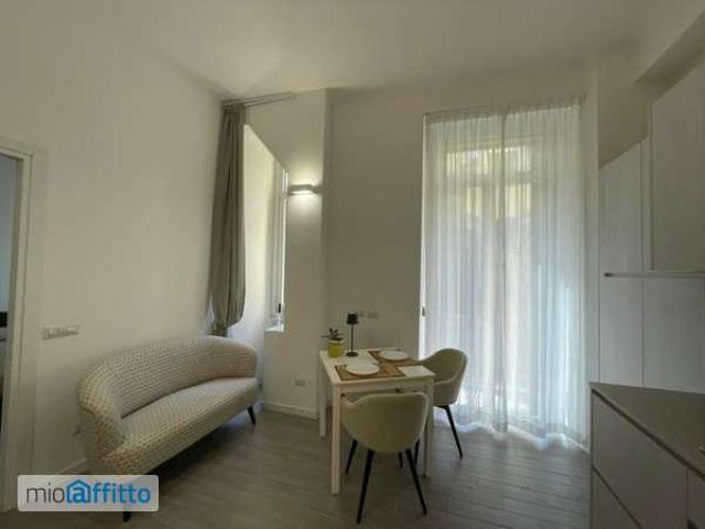Appartamento in affitto a Municipio 9, Milano