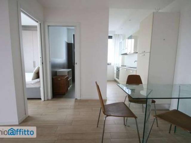 Appartamento in affitto a Municipio 9, Milano