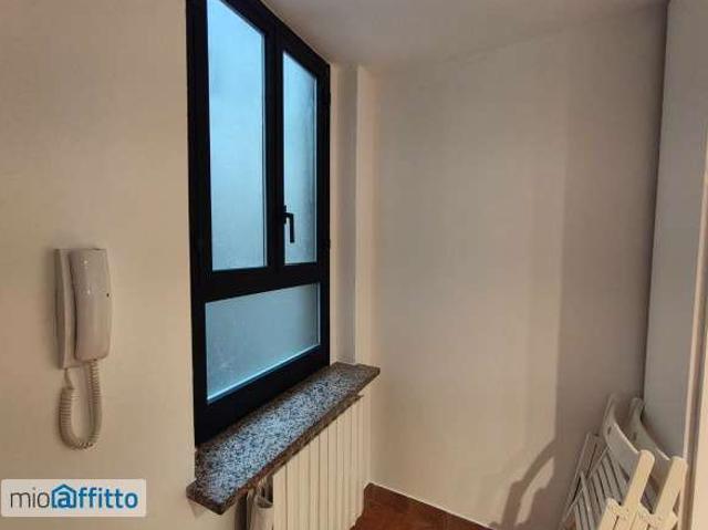 Appartamento in affitto a Municipio 9, Milano