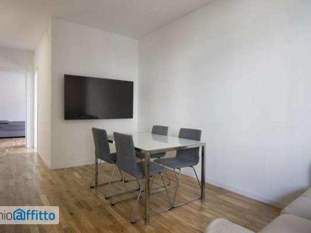 Appartamento in affitto a Municipio 9, Milano