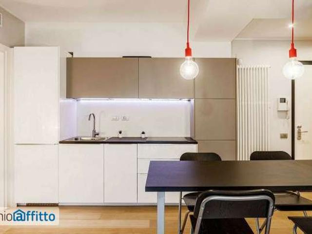 Appartamento in affitto a Municipio 9, Milano