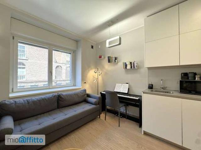 Appartamento in affitto a Municipio 1, Milano