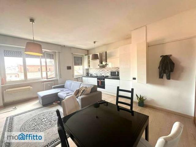 Appartamento in affitto a Municipio 2, Milano
