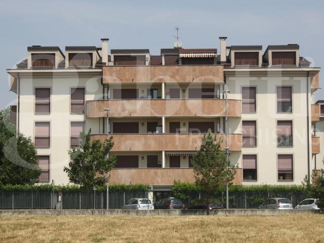 Appartamento in affitto a Cesano Maderno, Lombardia