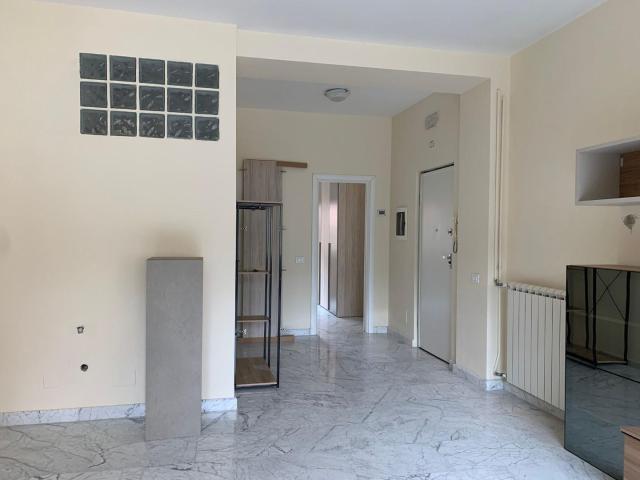 Appartamento in vendita a Carrara, Toscana