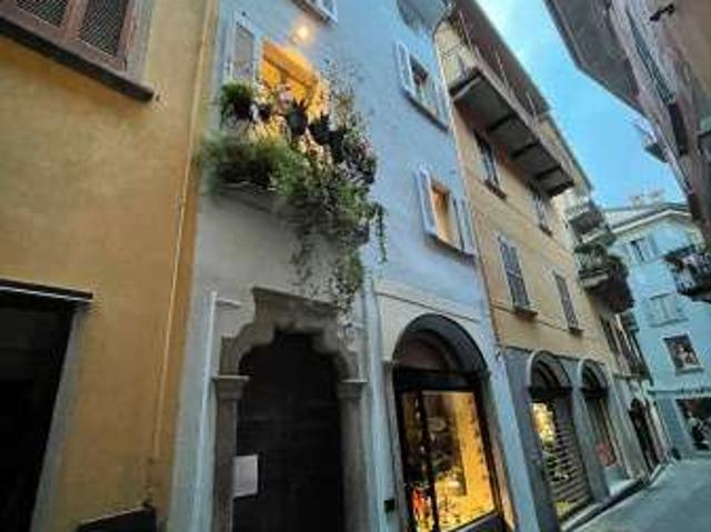 Appartamento in affitto a Zoverallo, Piemonte
