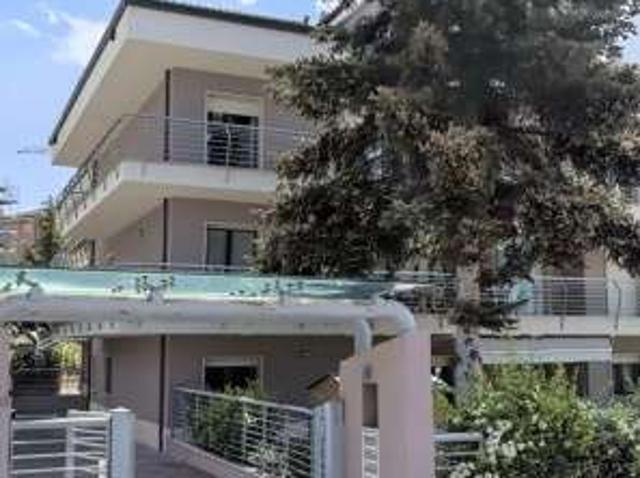 Appartamento in affitto a Santa Barbara, Tornimparte