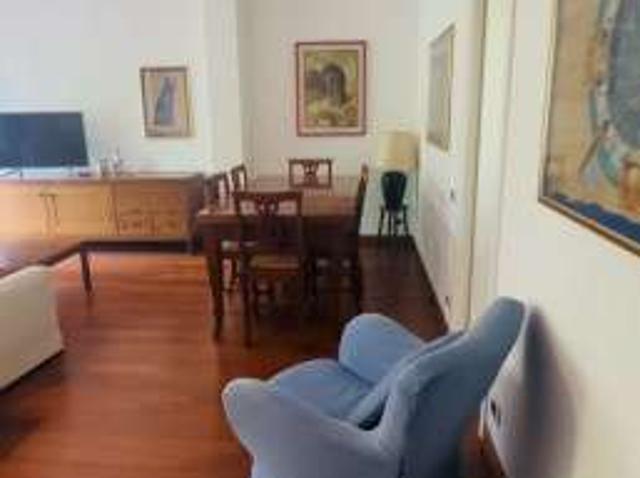 Appartamento in affitto a Comunità Montana Valli del Verbano, Laveno Mombello