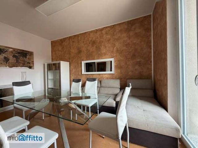Appartamento in affitto a Lucernate, Rho