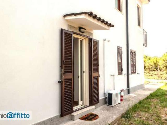 Appartamento in affitto a Sassone, Roma Capitale