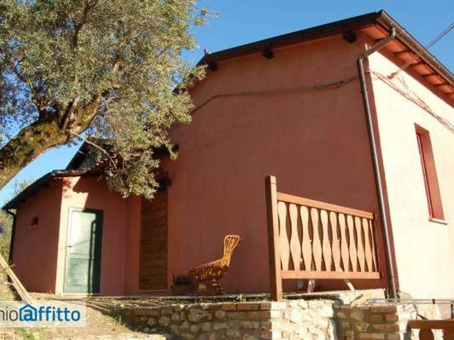 Appartamento in affitto a Mompeo, Lazio