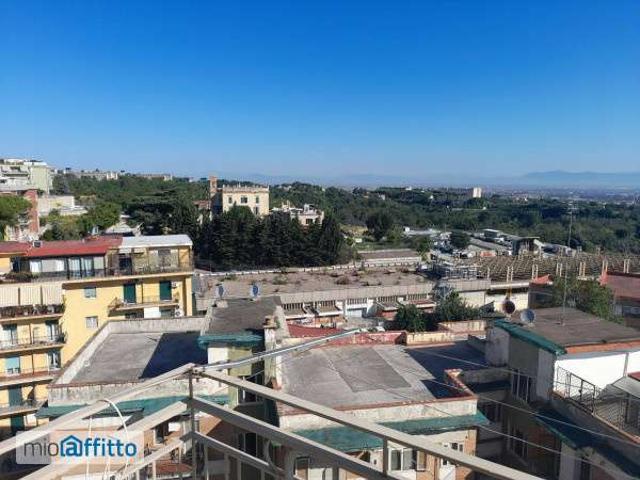 Appartamento in affitto a Municipalità 3, Campania