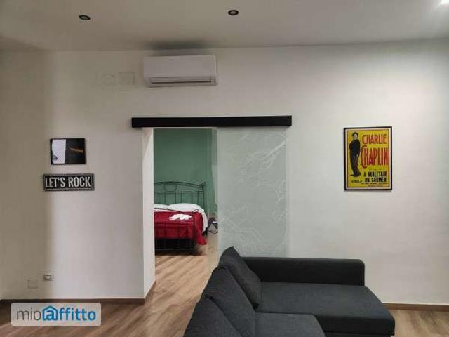 Appartamento in affitto a Municipalità 3, Campania