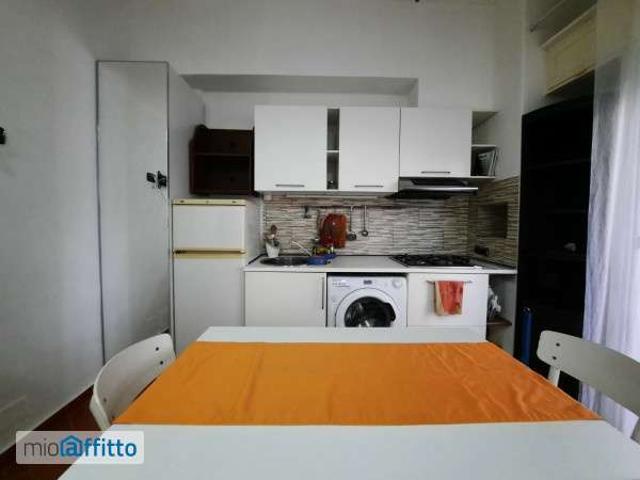 Appartamento in affitto a Municipalità 2, Mercato