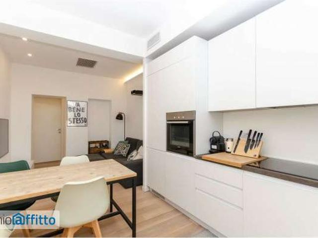 Appartamento in affitto a Municipio 6, Milano