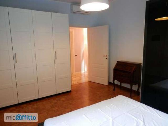 Appartamento in affitto a Municipio 6, Milano