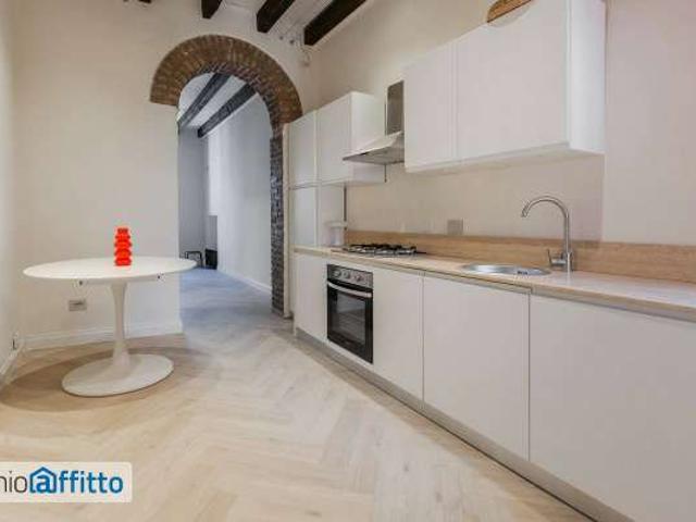 Appartamento in affitto a Municipio 6, Milano