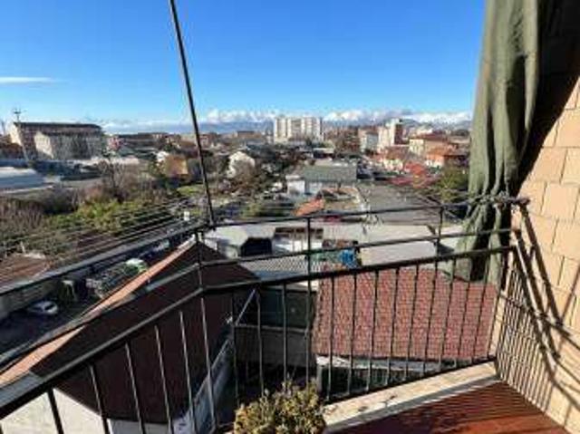 Appartamento in affitto a Circoscrizione 3, Piemonte