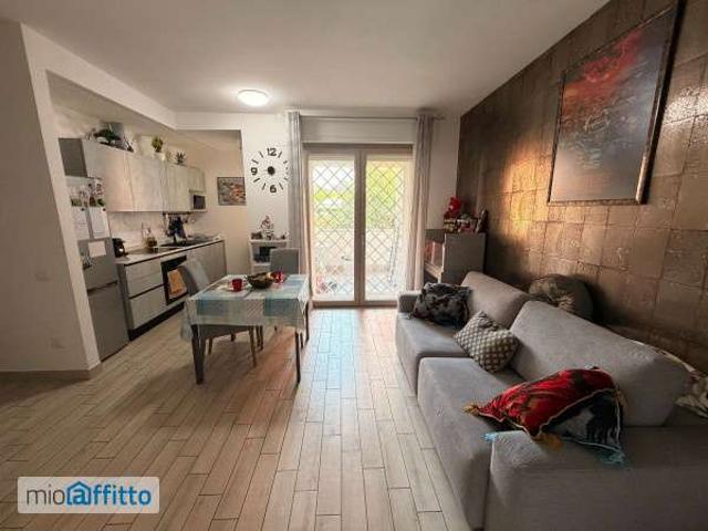 Appartamento in affitto a Primavera, Pomezia
