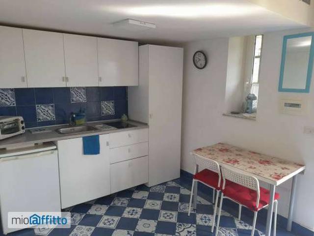 Appartamento in affitto a Coroglio, Campania