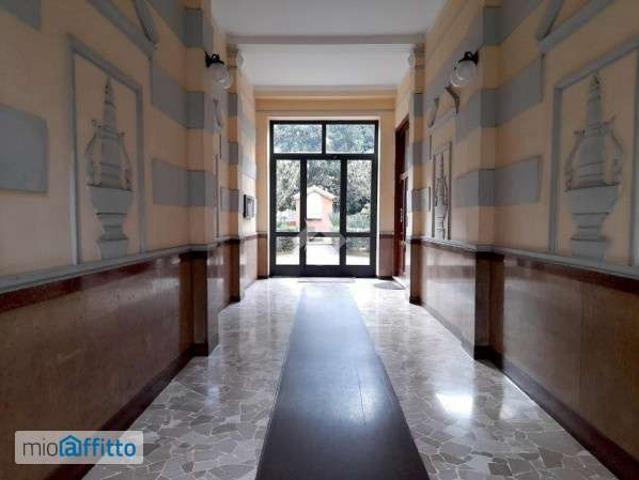 Appartamento in affitto a Municipio 9, Milano