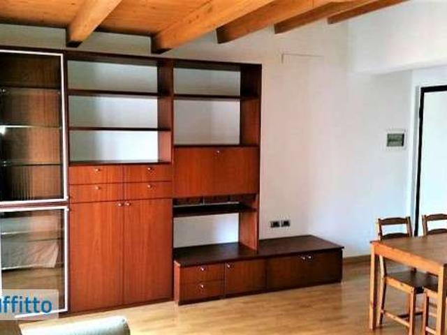 Appartamento in affitto a Municipio 2, Milano