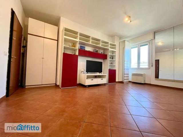 Appartamento in affitto a Municipio 2, Milano