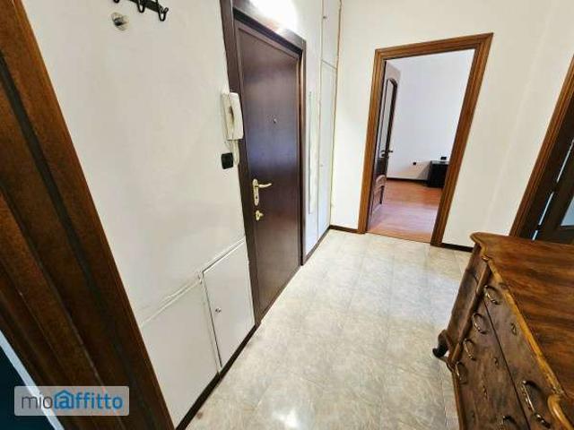 Appartamento in affitto a Municipio 9, Milano