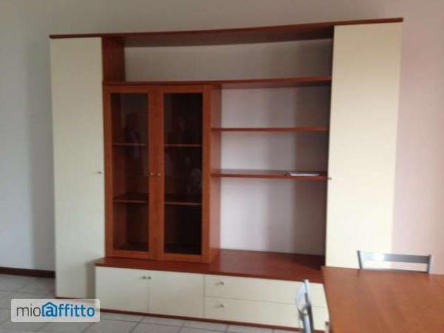 Appartamento in affitto a Rescaldina, Lombardia