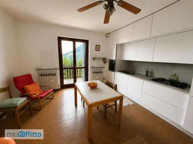 Appartamento in affitto a Roncola, Lombardia