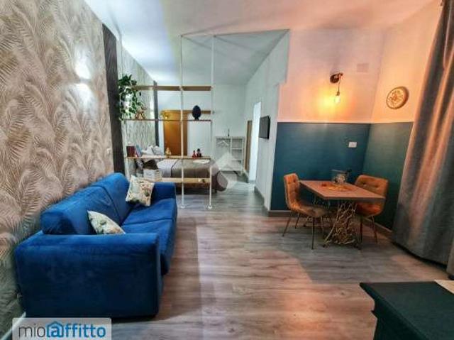 Appartamento in affitto a Municipalità 3, Campania