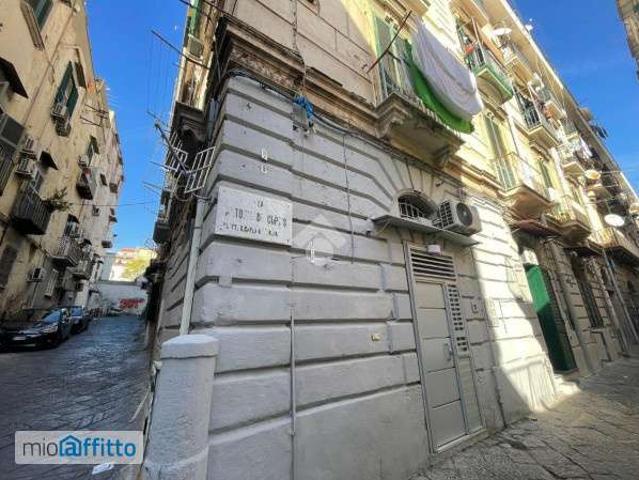 Appartamento in affitto a Municipalità 3, Campania
