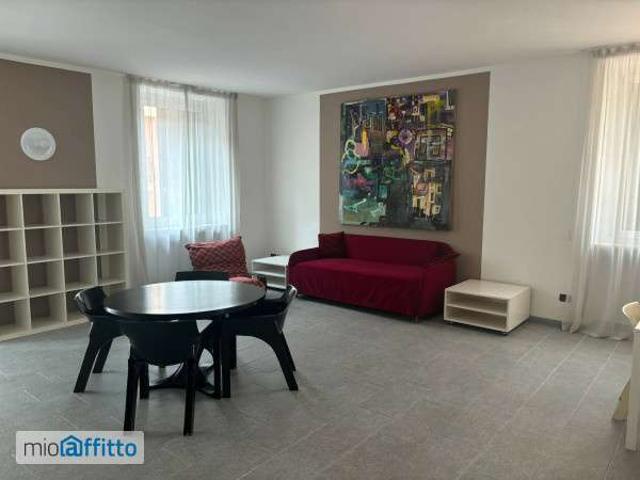 Appartamento in affitto a Circoscrizione 8, Piemonte