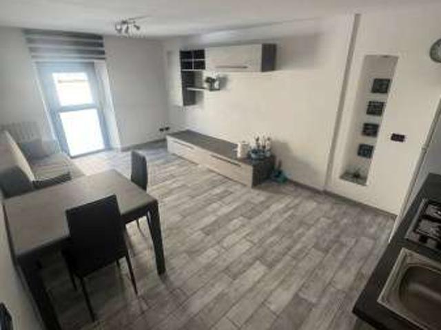 Appartamento in affitto a Volta-Prealpi, Saronno