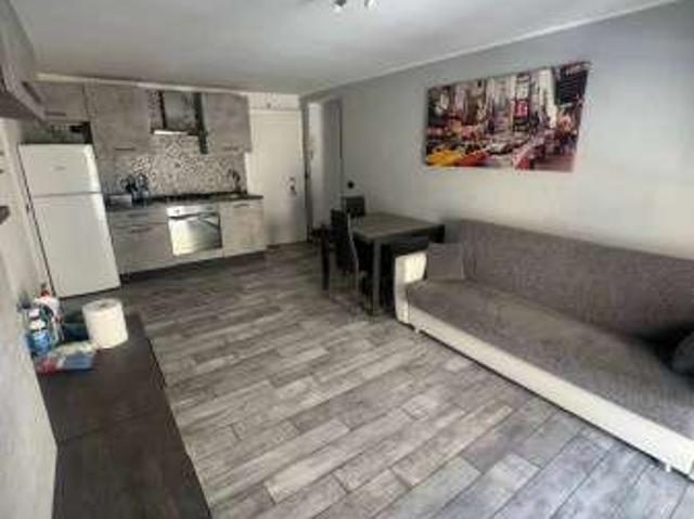 Appartamento in affitto a Volta-Prealpi, Saronno