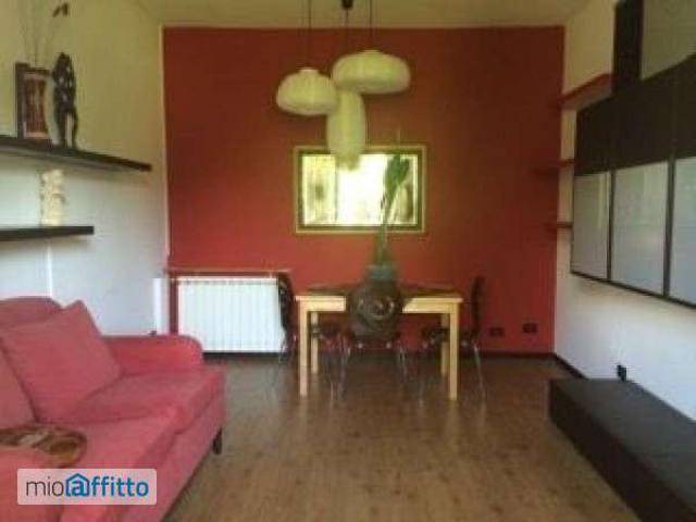 Appartamento in affitto a Sesto Calende, Lombardia