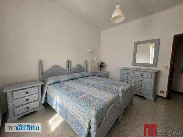 Appartamento in affitto a Medio Ponente, Serra Riccò