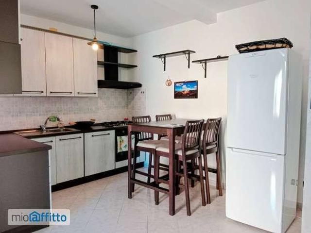Appartamento in affitto a Medio Ponente, Serra Riccò
