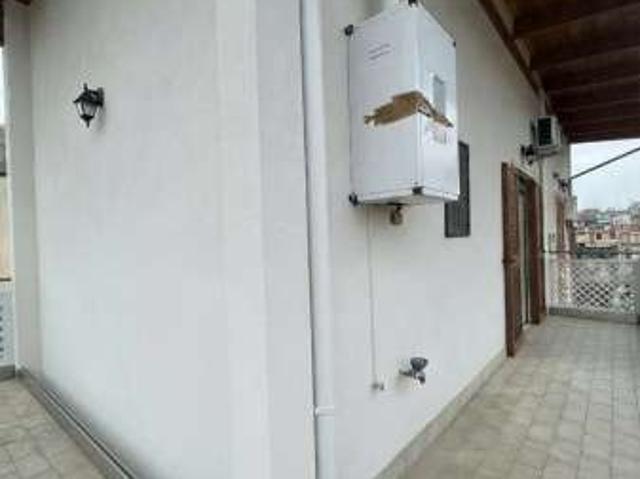 Appartamento in affitto a Municipalità 9, Montagna Spaccata