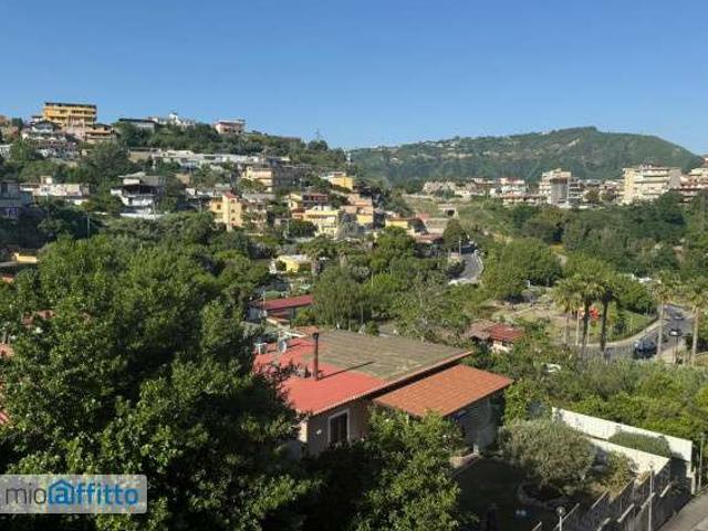 Appartamento in affitto a Astroni, Pianura