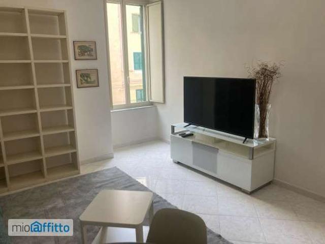 Appartamento in affitto a Municipalità 2, Campania